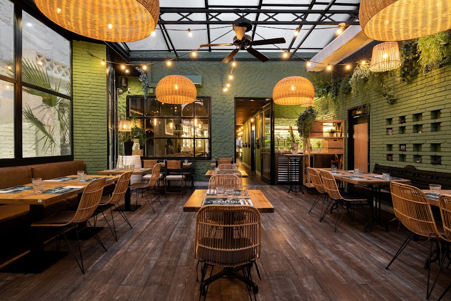 LA CANTINA de BADALONA